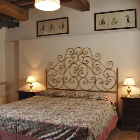 Apartment Sleeps 2 Pool Wifi *